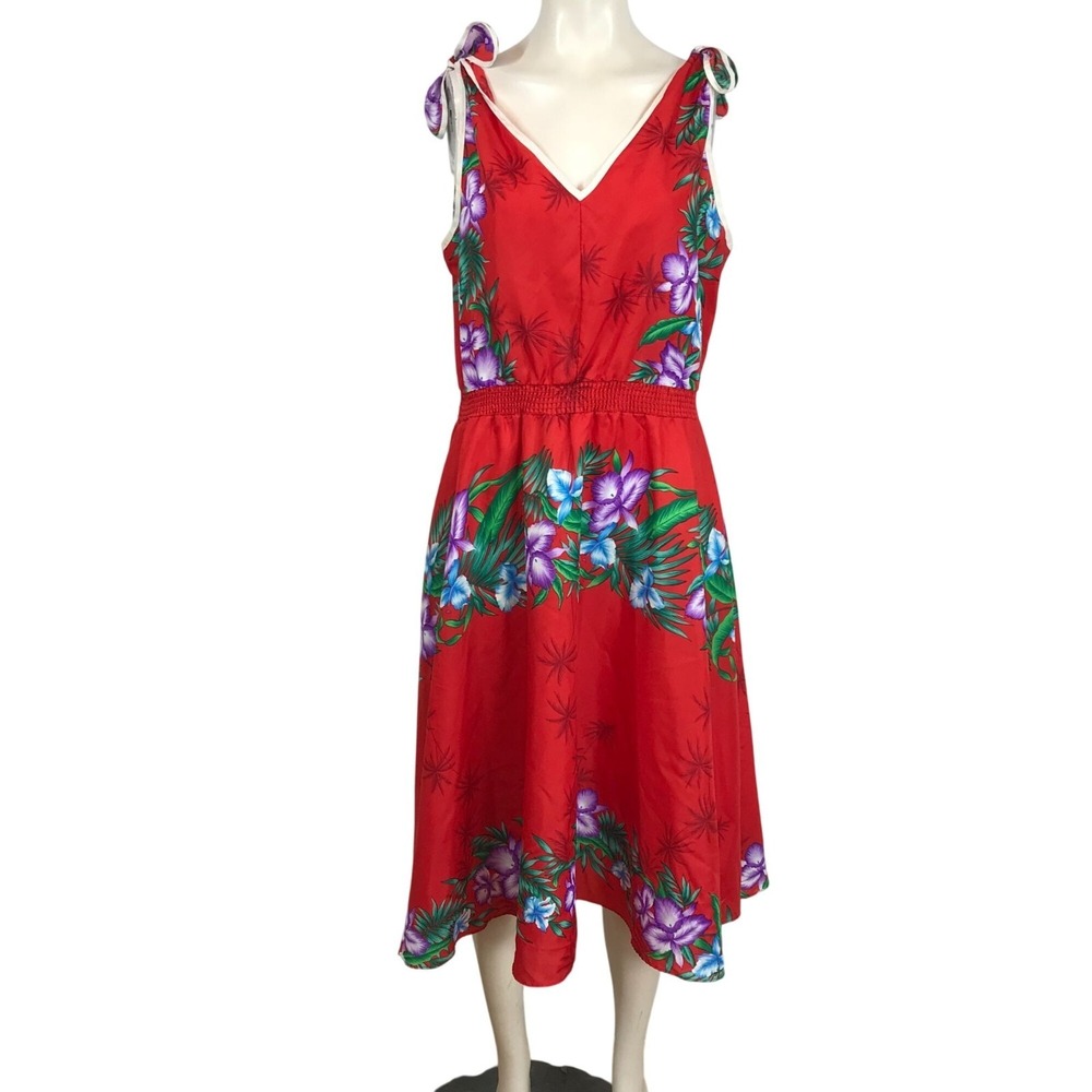 VINTAGE HELENA'S - WOMEN'S MEDIUM - RED HAWAIIAN FLORAL V NECK SLEEVELESS DRESS